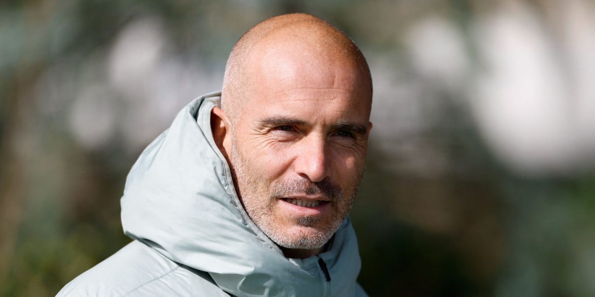Chelsea and Maresca agree "priority" signing as club work on centre-back deal