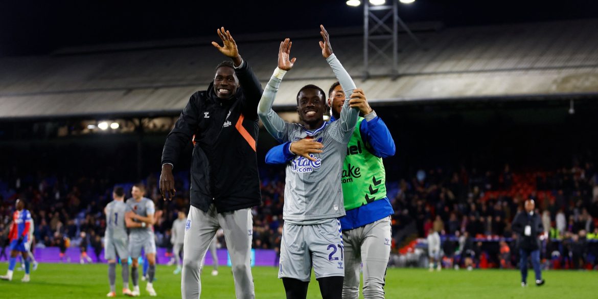 He could usurp Gueye: Everton hold talks over signing Premier League player