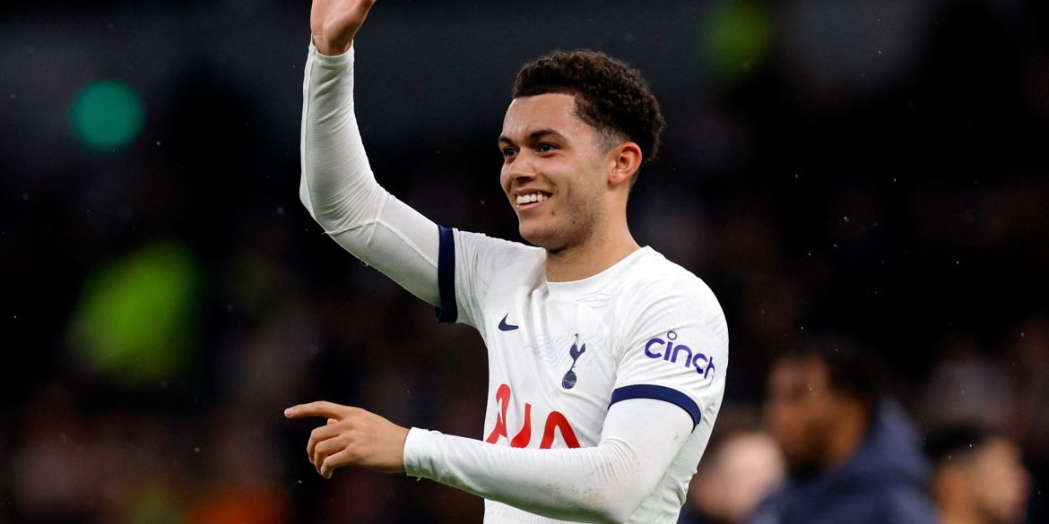 Spurs can sign even bigger prospect than Johnson in “dazzling” £43m ace