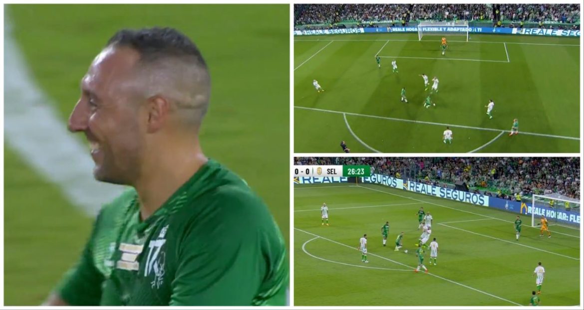 38 y/o Arsenal Icon Santi Cazorla Scores Beautiful Goal