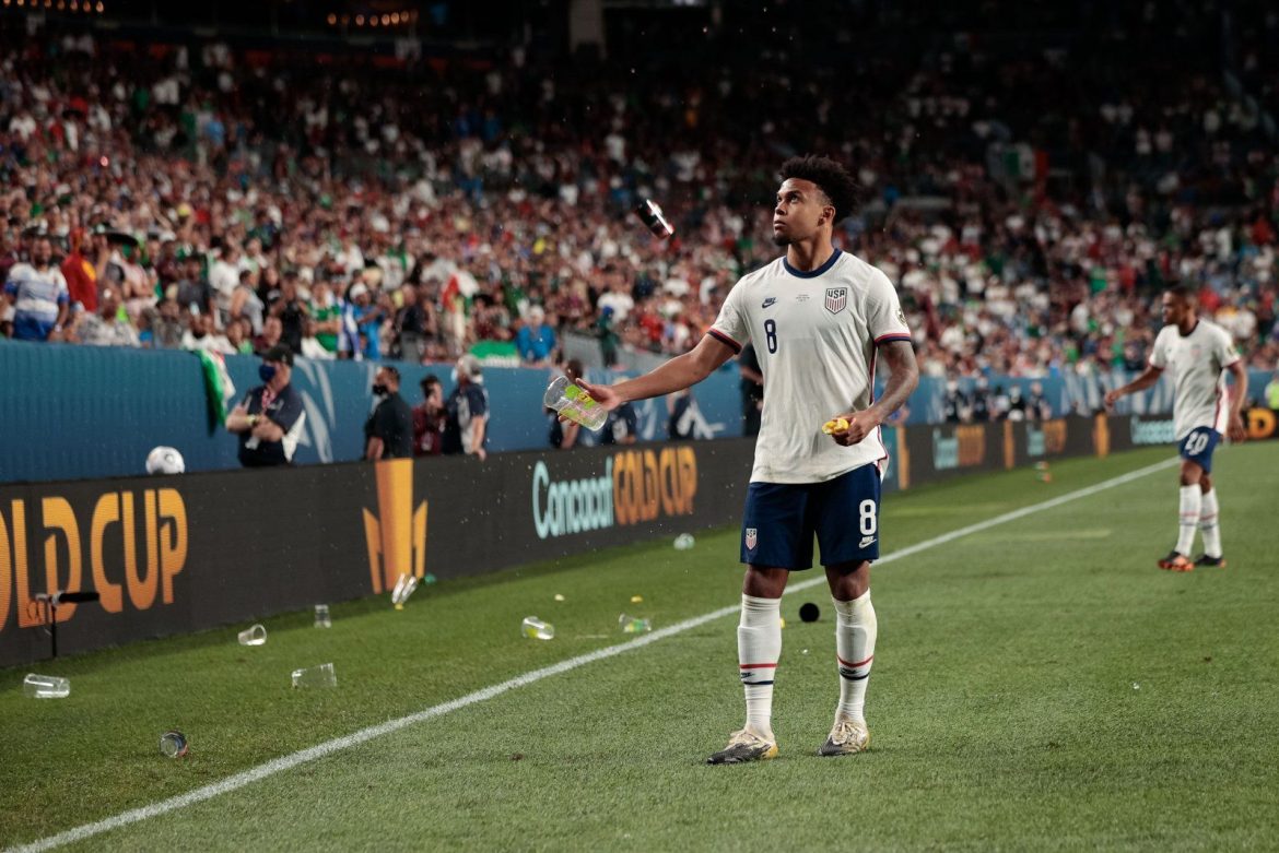 Tottenham: Gold shares McKennie transfer latest