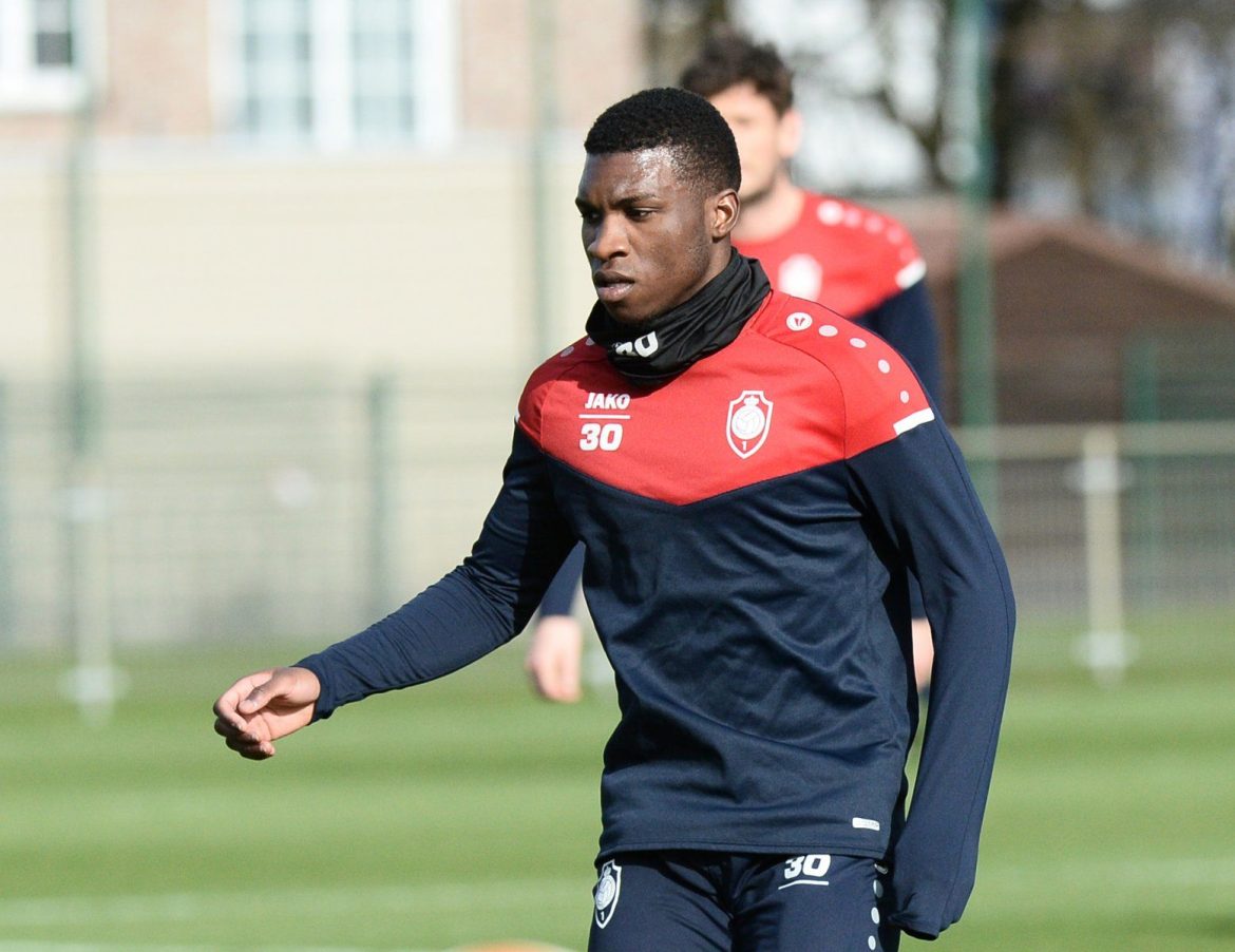 Everton in advanced talks for Aurelio Buta