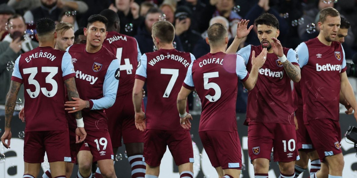 West Ham table out-of-window £13 million bid with transfer stance clear